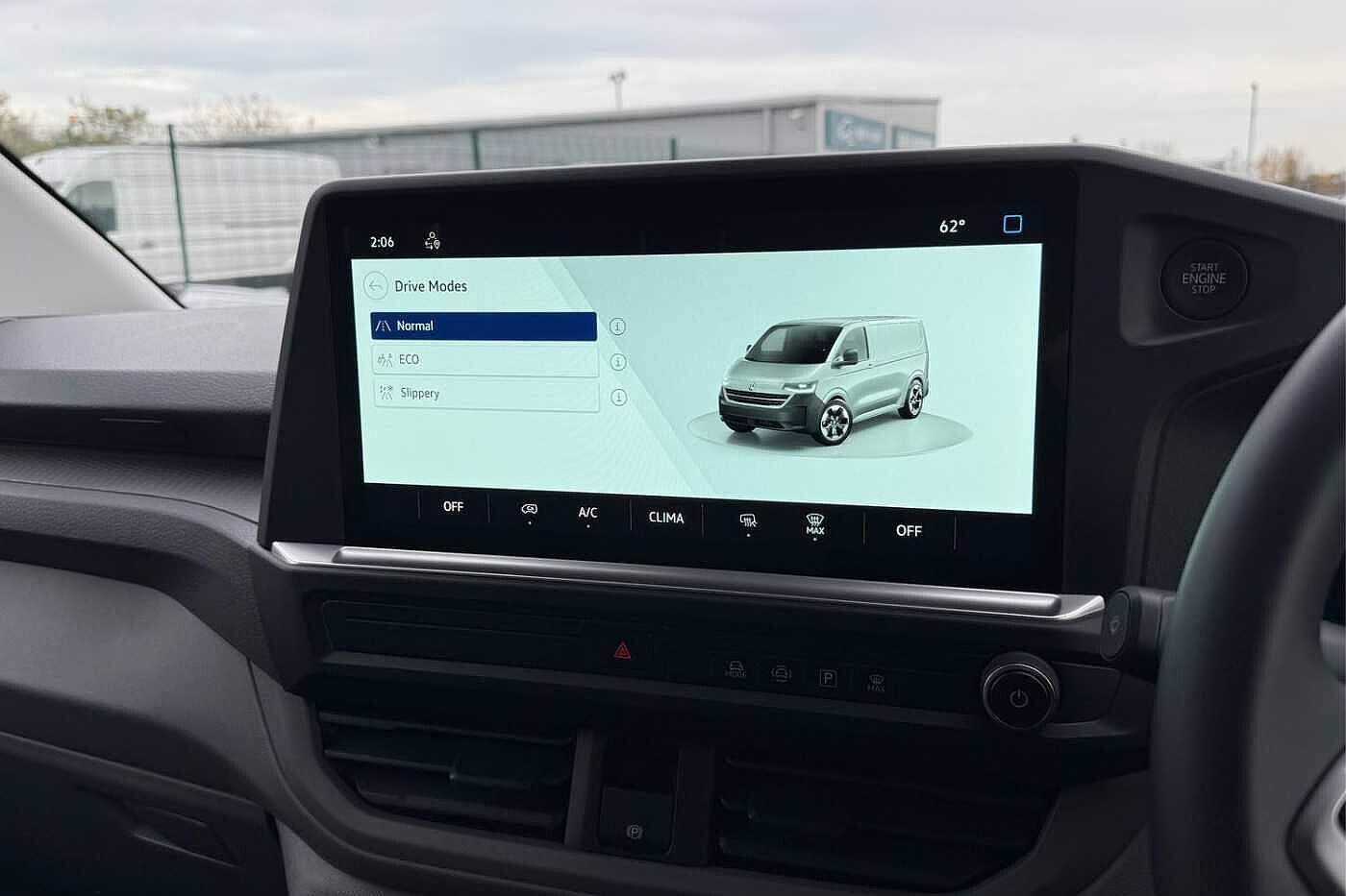 Used Volkswagen Transporter 2025 for sale - 77313094: Photo 48