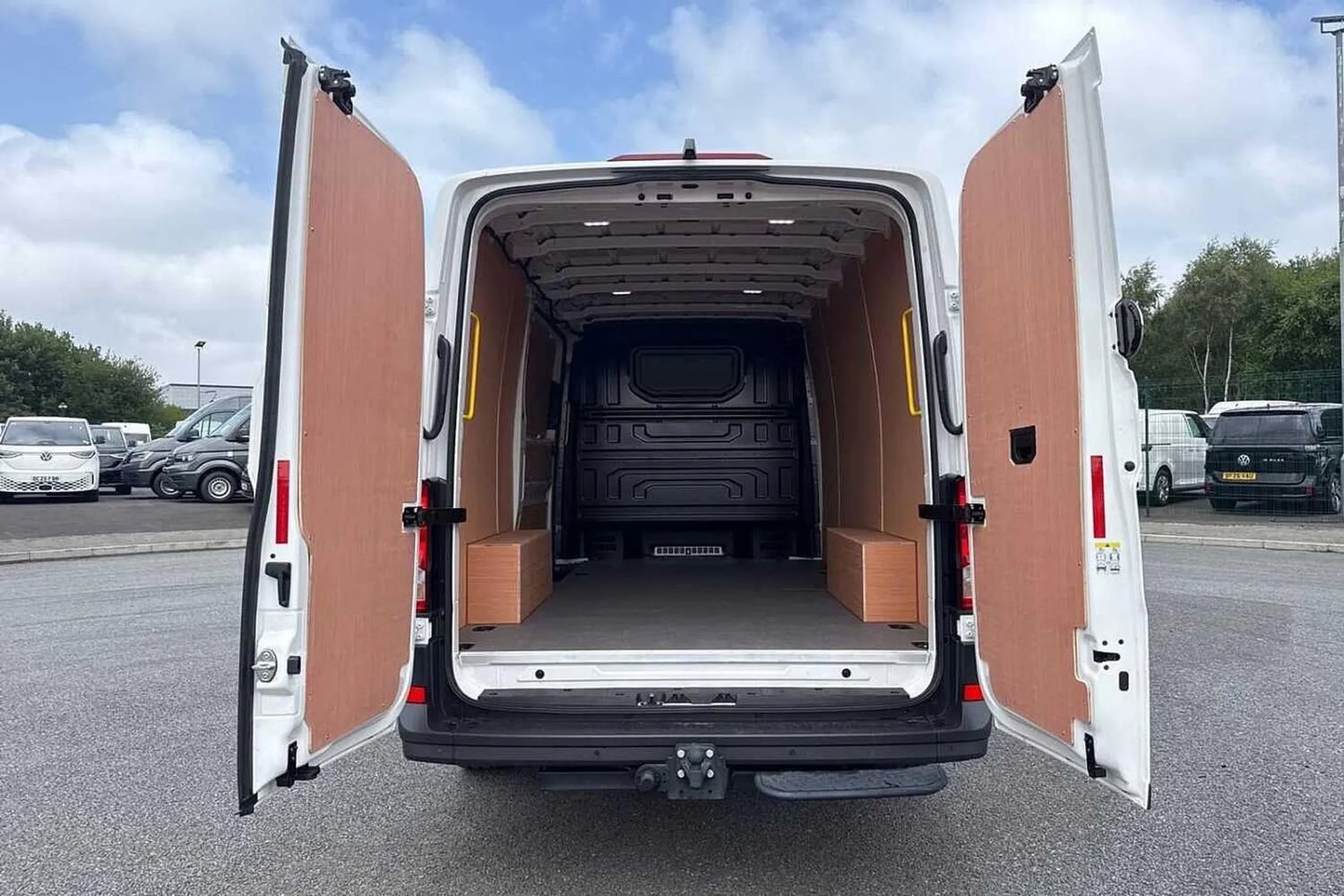 Used Volkswagen Crafter 2025 for sale - 76805296: Photo 6