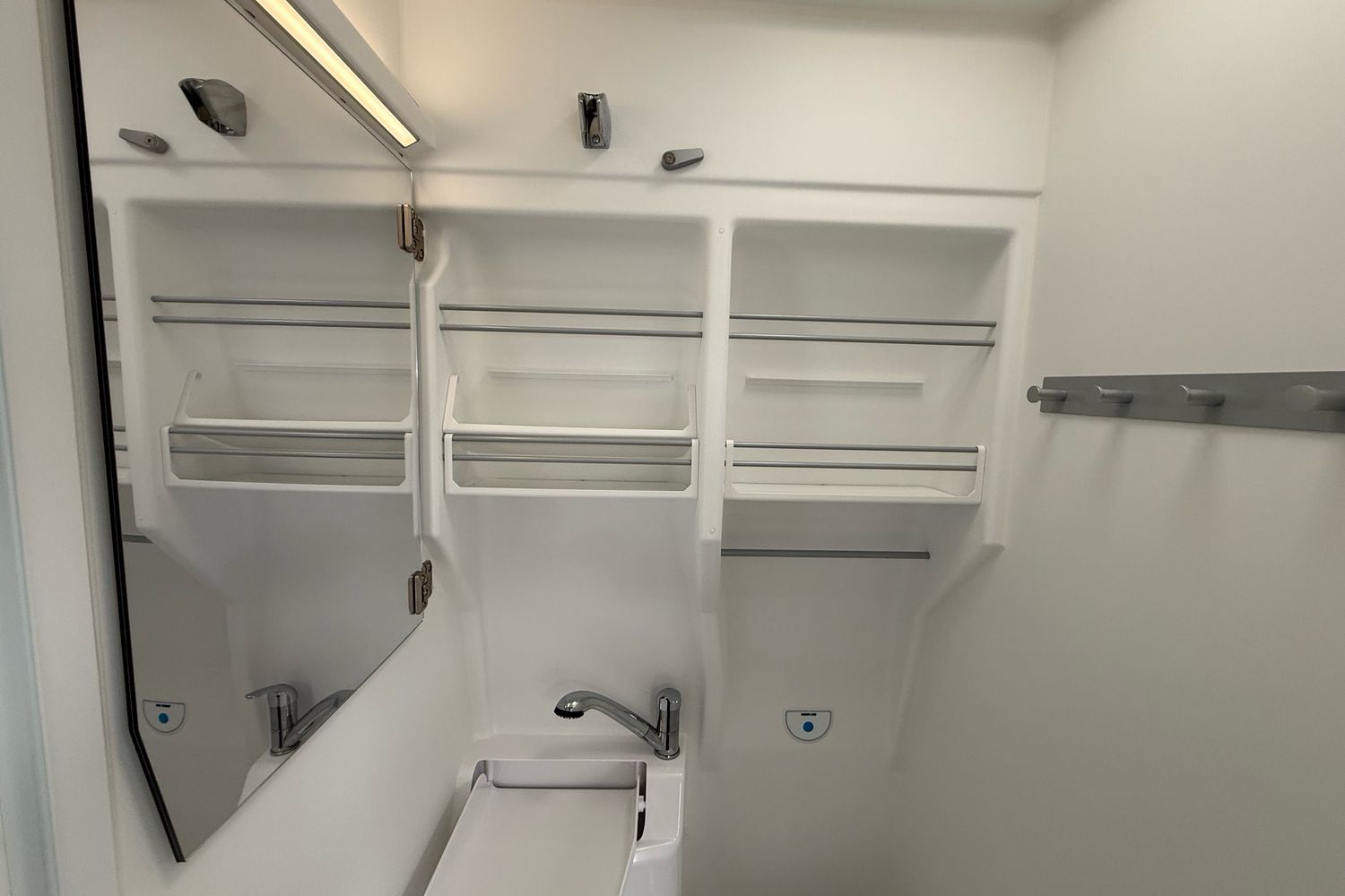 Used Volkswagen California 2024 for sale - 77535463: Photo 42