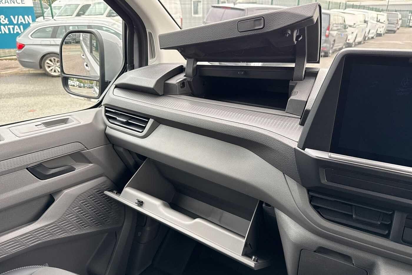 Used Volkswagen Transporter 2025 for sale - 77313057: Photo 31