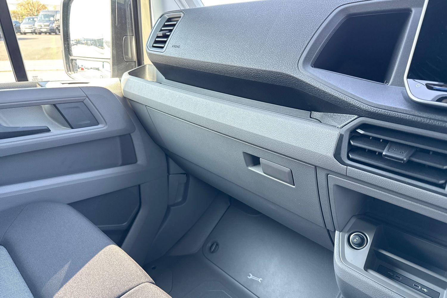 Used Volkswagen Crafter 2025 for sale - 77128846: Photo 19