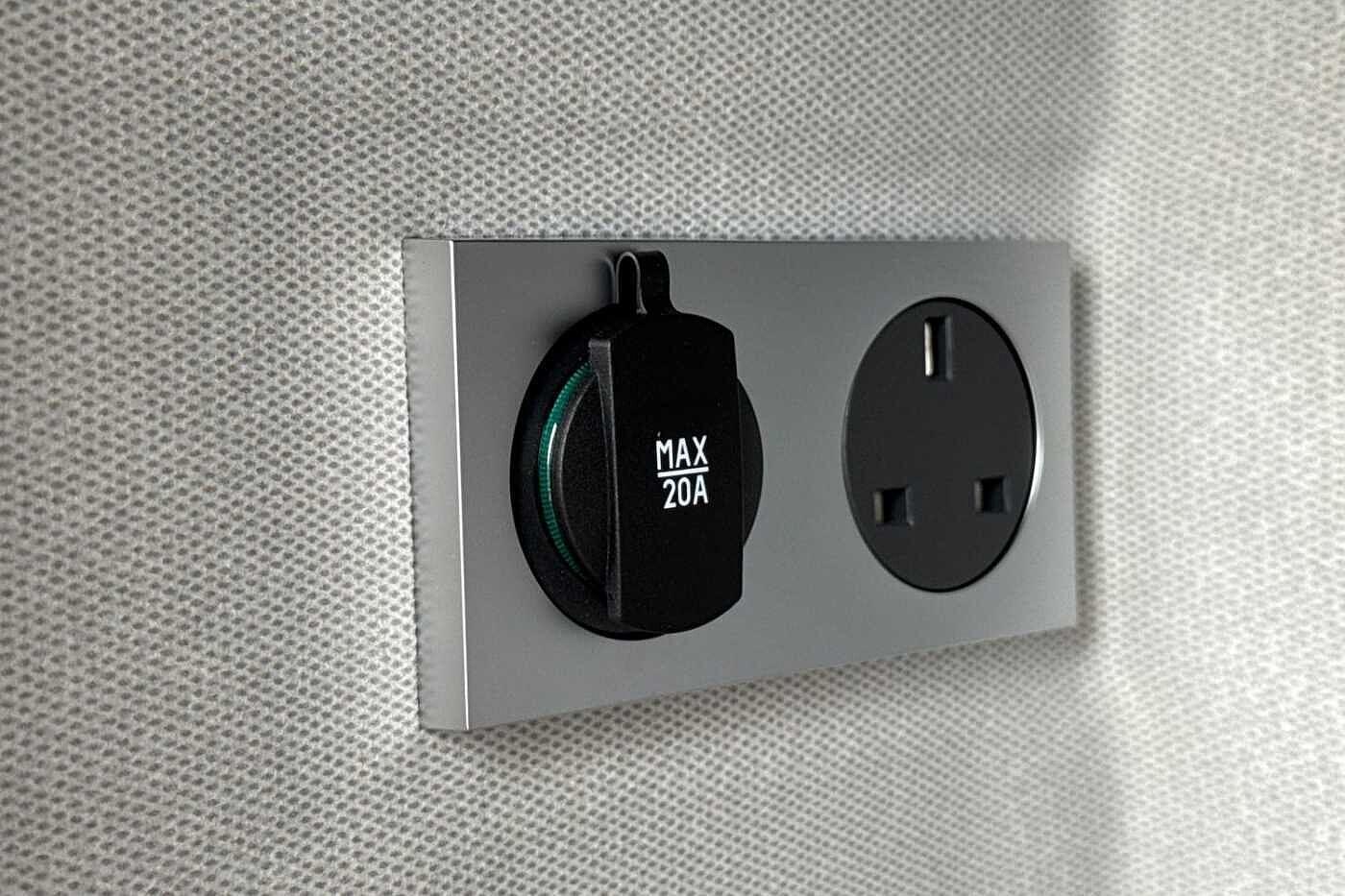 Used Volkswagen California 2025 for sale - 78029561: Photo 36