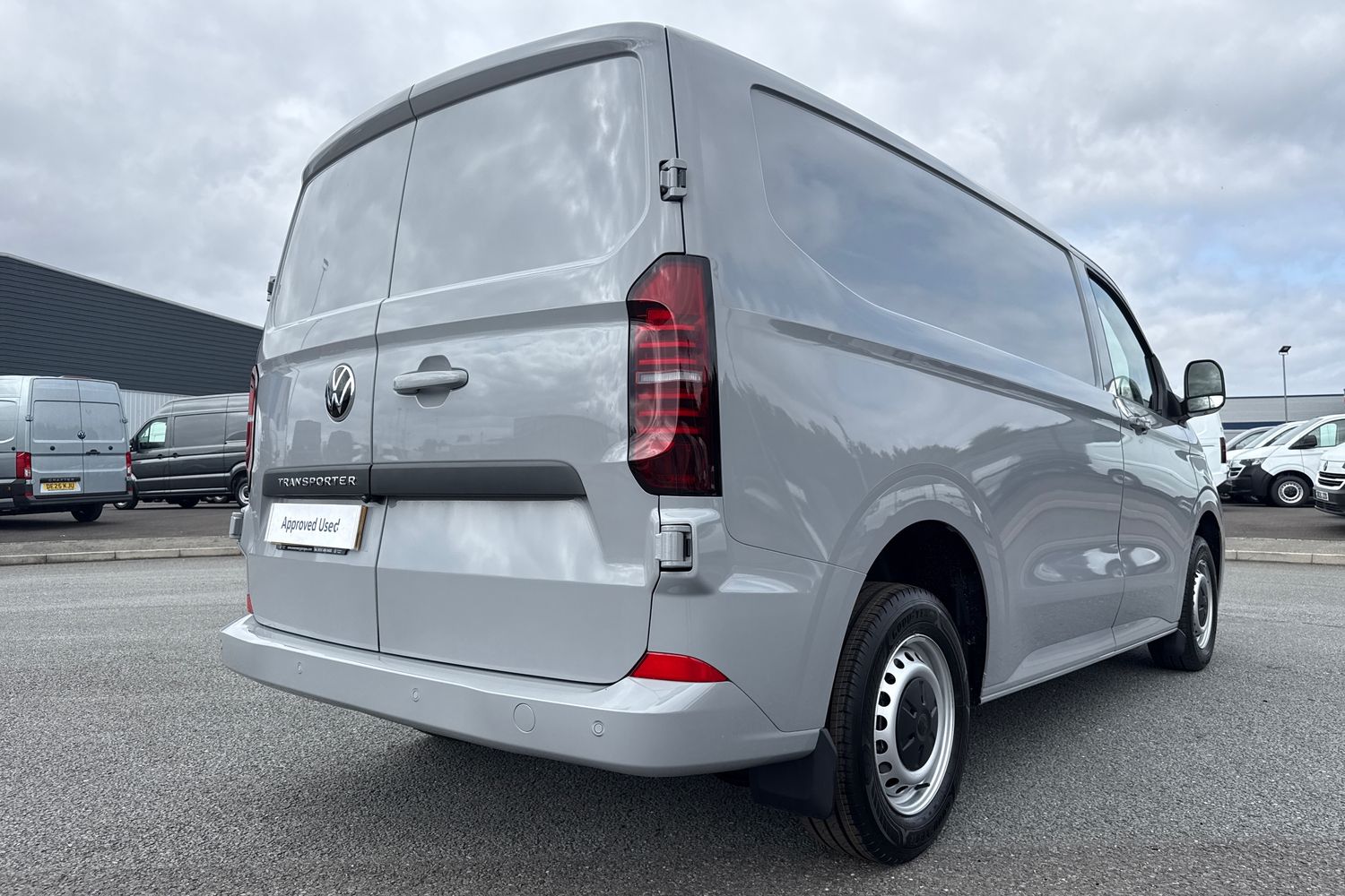 Used Volkswagen Transporter 2025 for sale - 77014019: Photo 30