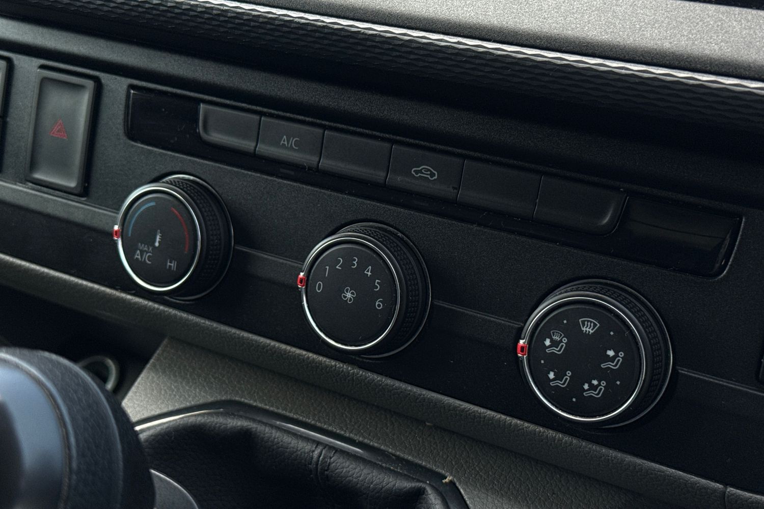 Used Volkswagen Transporter 2024 for sale - 77742195: Photo 22