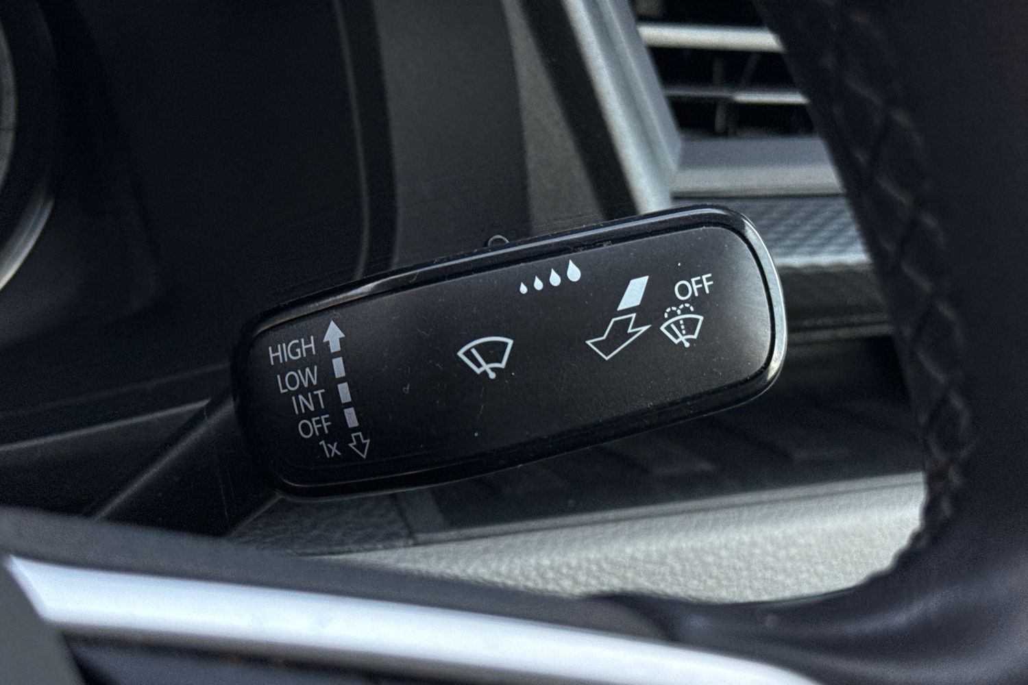 Used Volkswagen Transporter 2024 for sale - 77742195: Photo 34