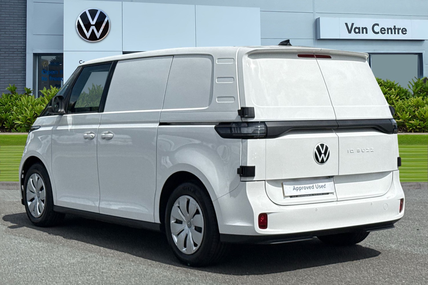 Used Volkswagen ID. Buzz Cargo 2025 for sale - 77037388: Photo 2