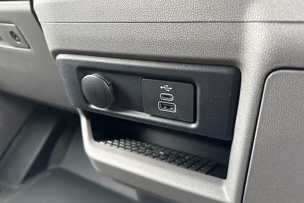 Used Volkswagen Transporter 2025 for sale - 76242726: Photo 38