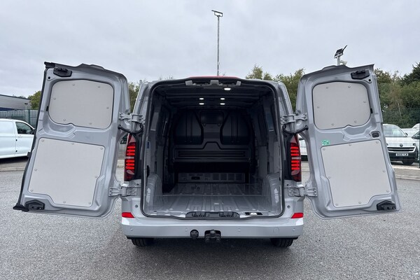 Used Volkswagen Transporter 2025 for sale - 76242726: Photo 6