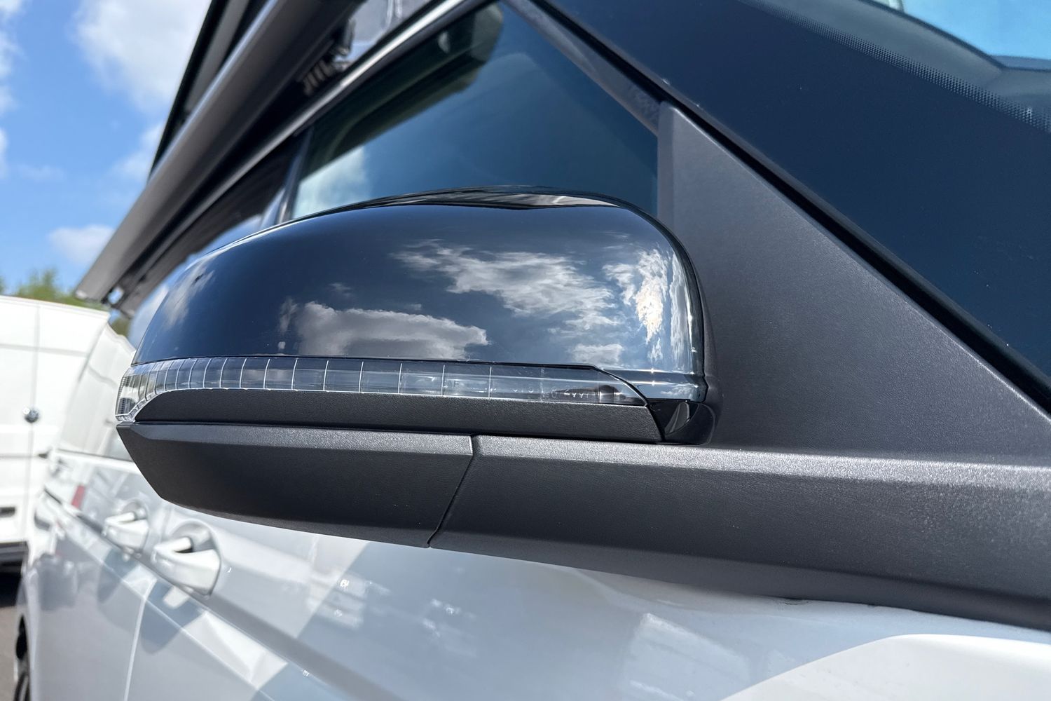 Used Volkswagen California 2025 for sale - 76220191: Photo 25