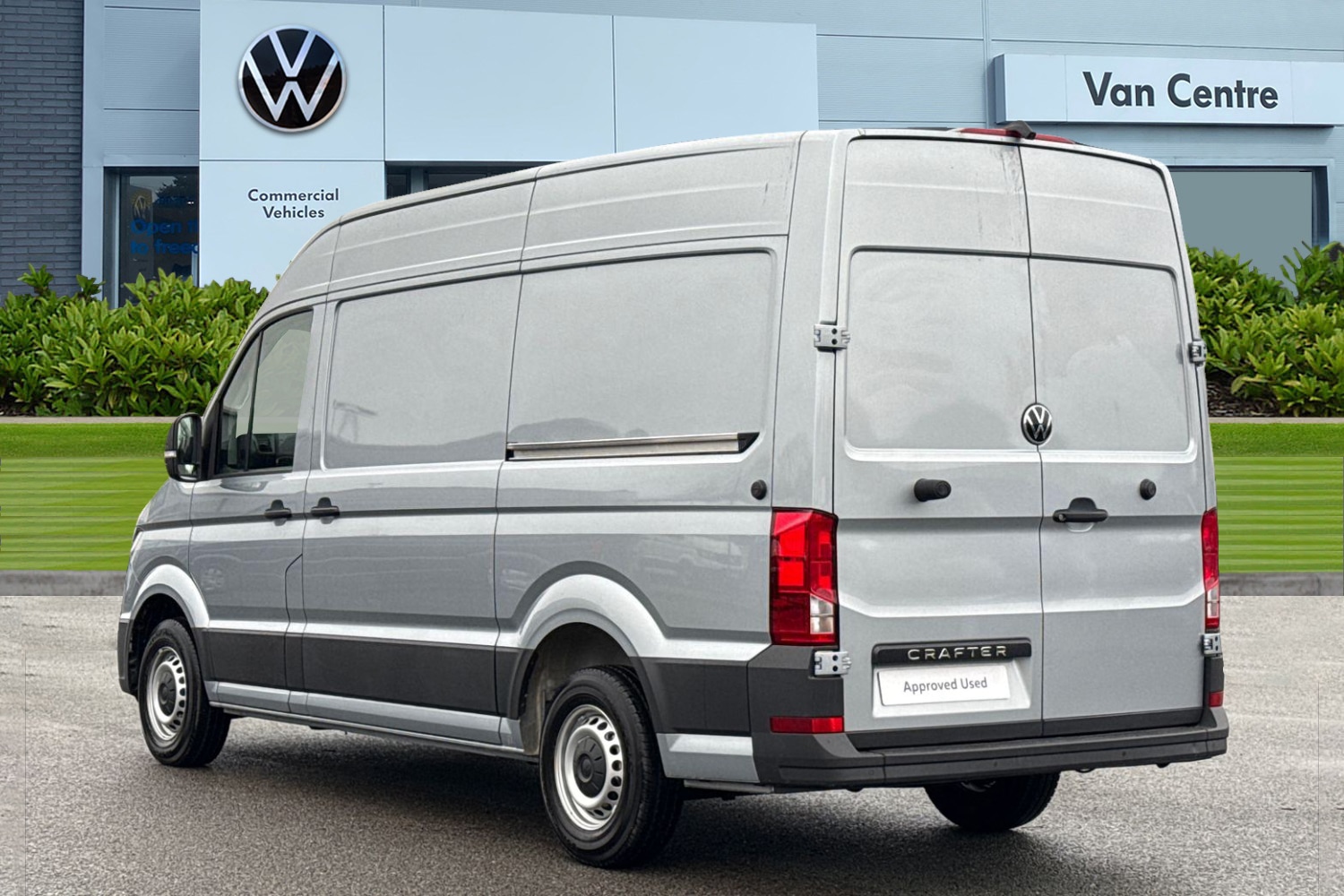 Used Volkswagen Crafter 2025 for sale - 77072105: Photo 2