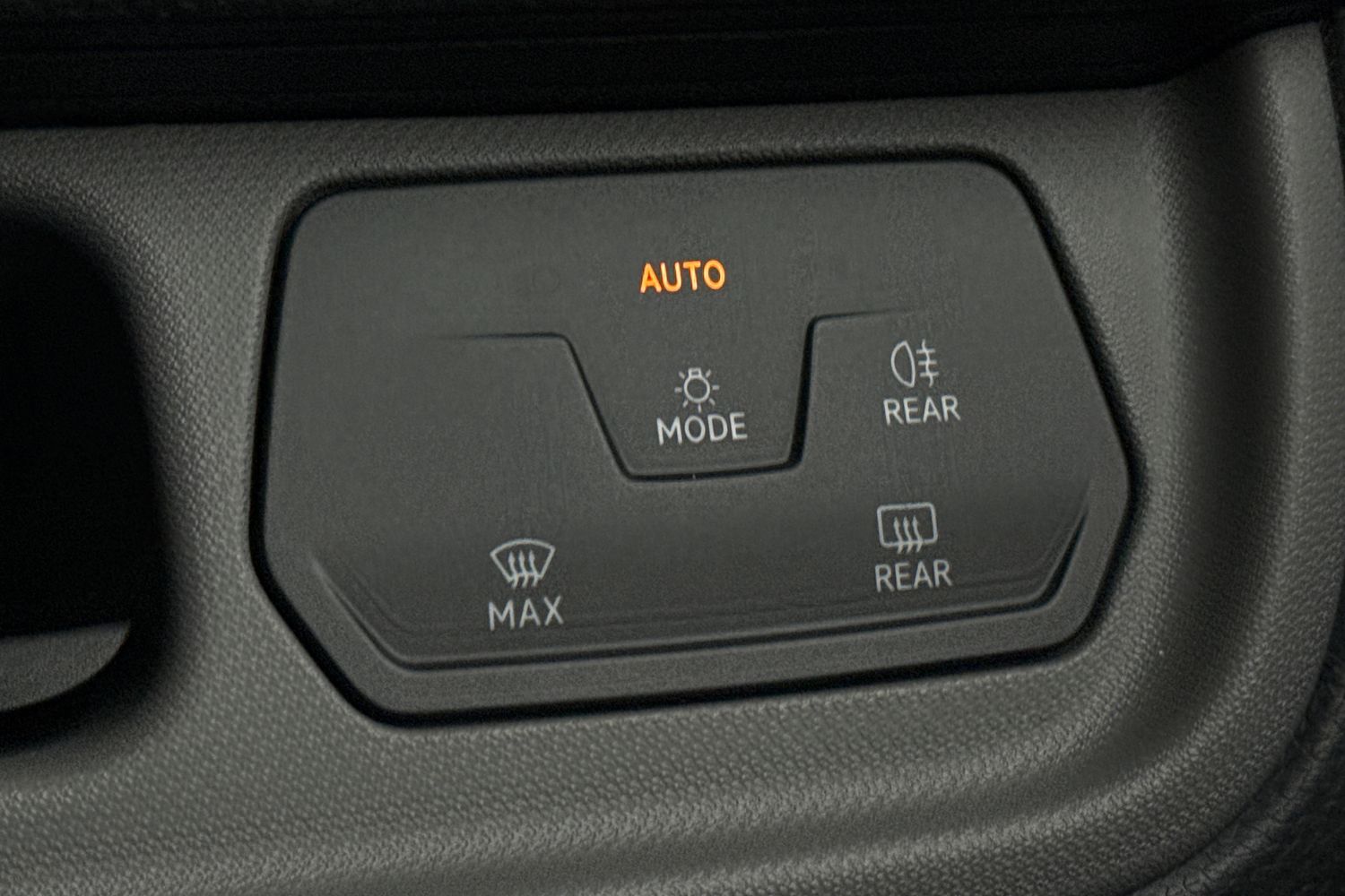 Used Volkswagen ID. Buzz Cargo 2025 for sale - 77014035: Photo 41