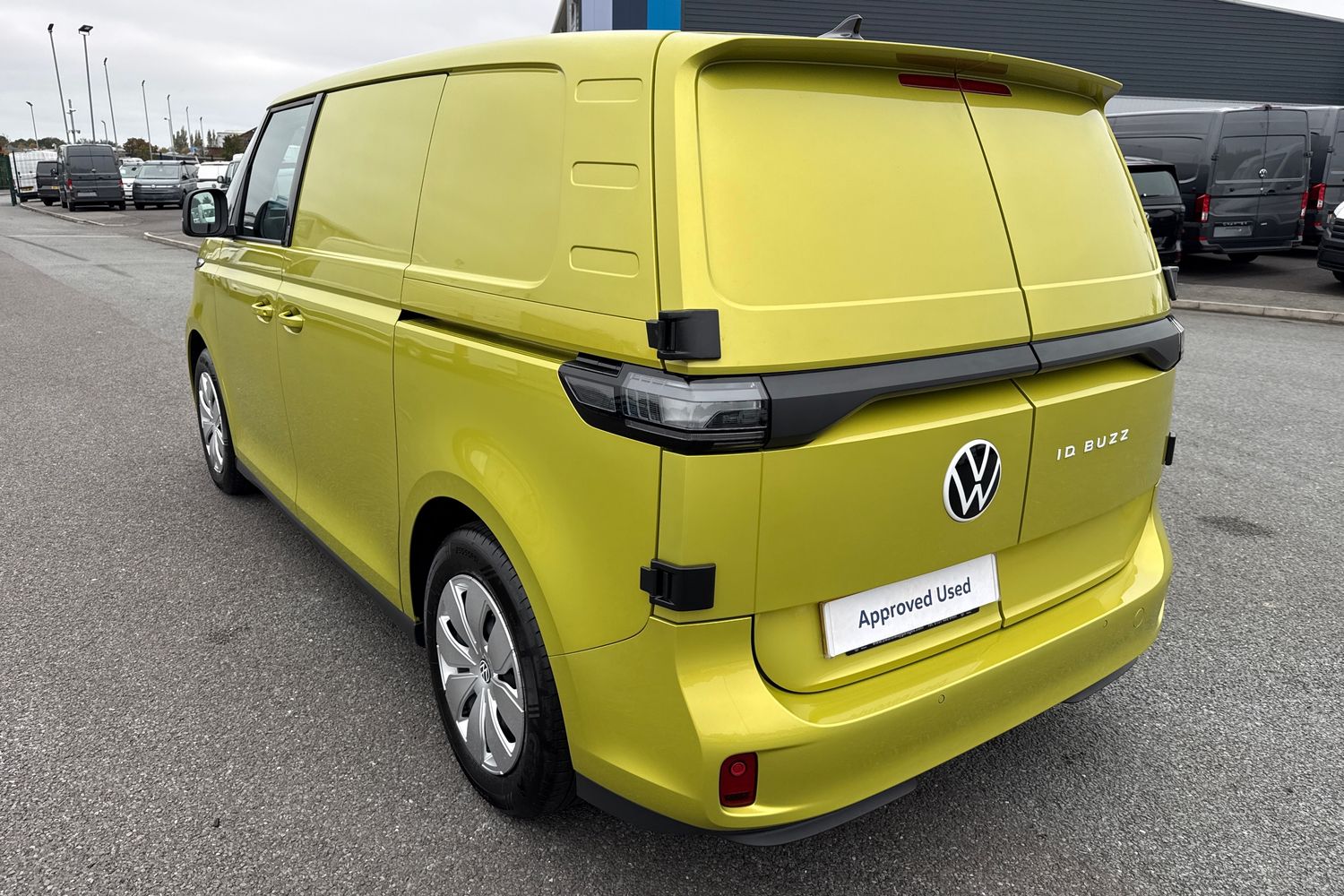 Used Volkswagen ID. Buzz Cargo 2025 for sale - 77014035: Photo 7