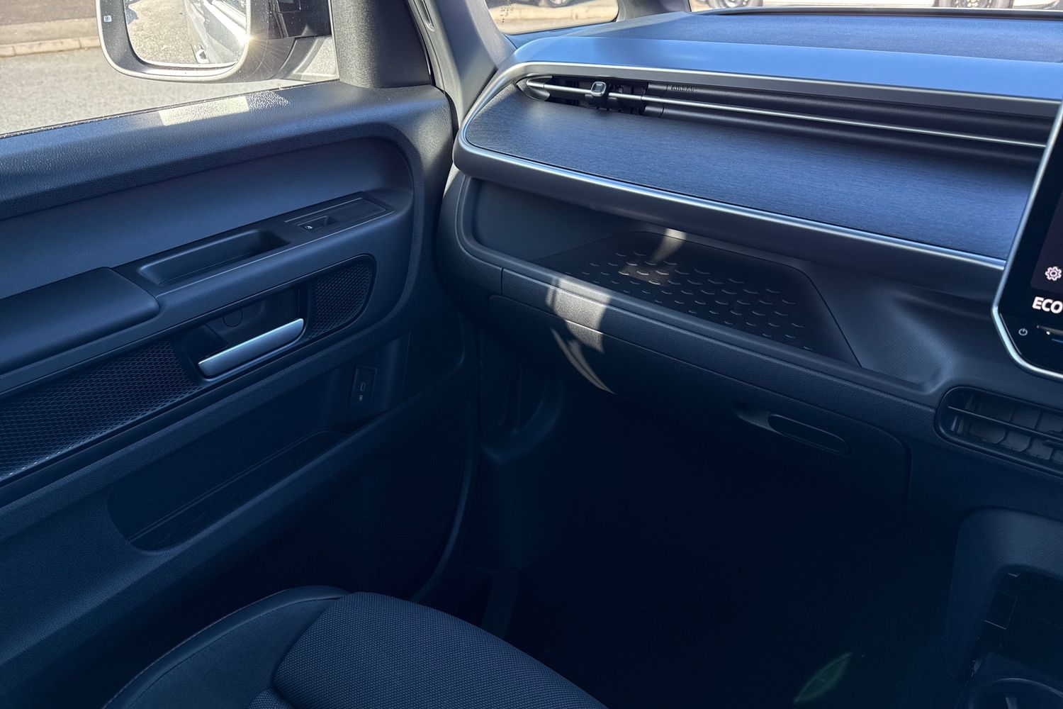 Used Volkswagen ID.Buzz 2025 for sale - 76636895: Photo 19