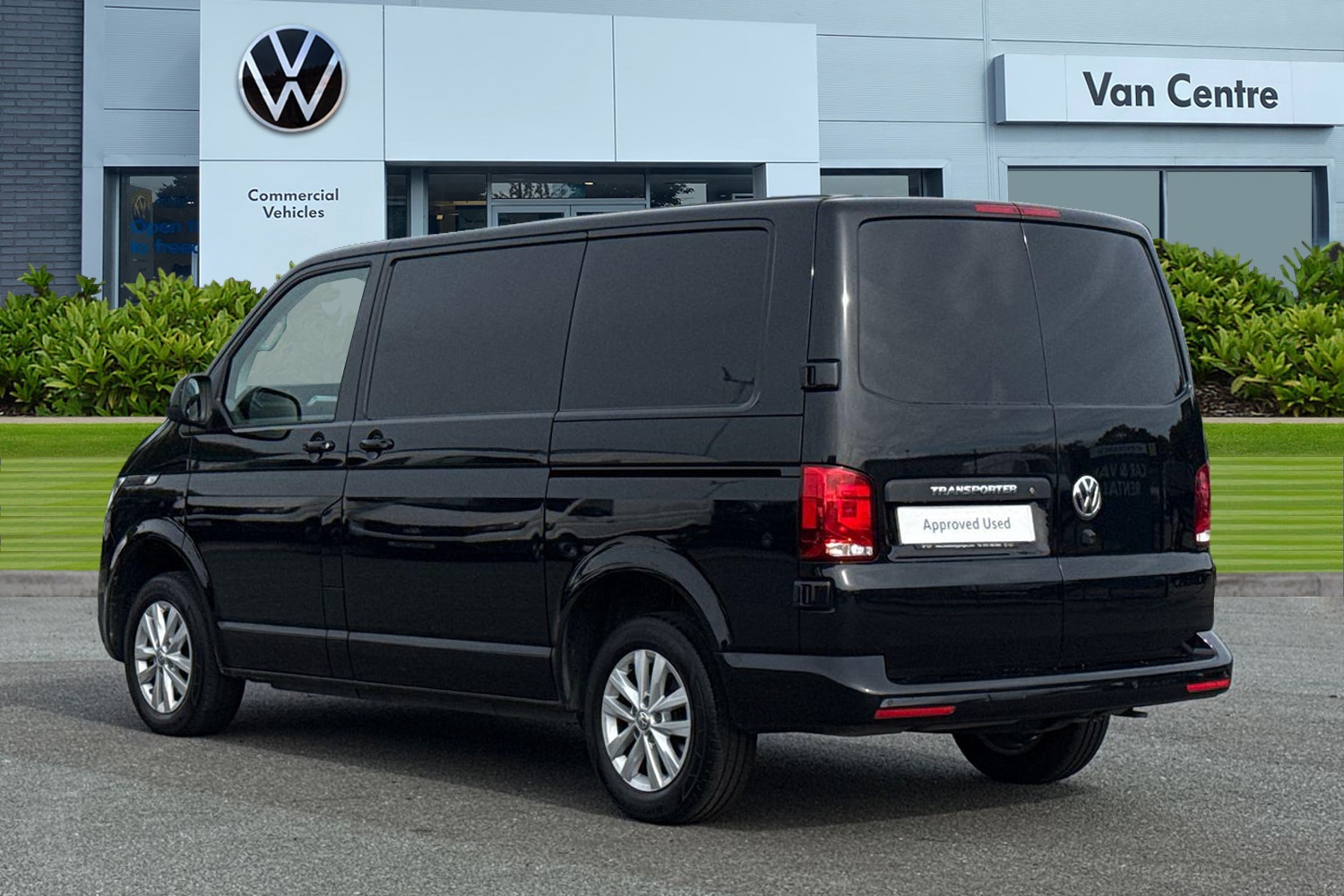 Used Volkswagen Transporter 2024 for sale - 76739593: Photo 2
