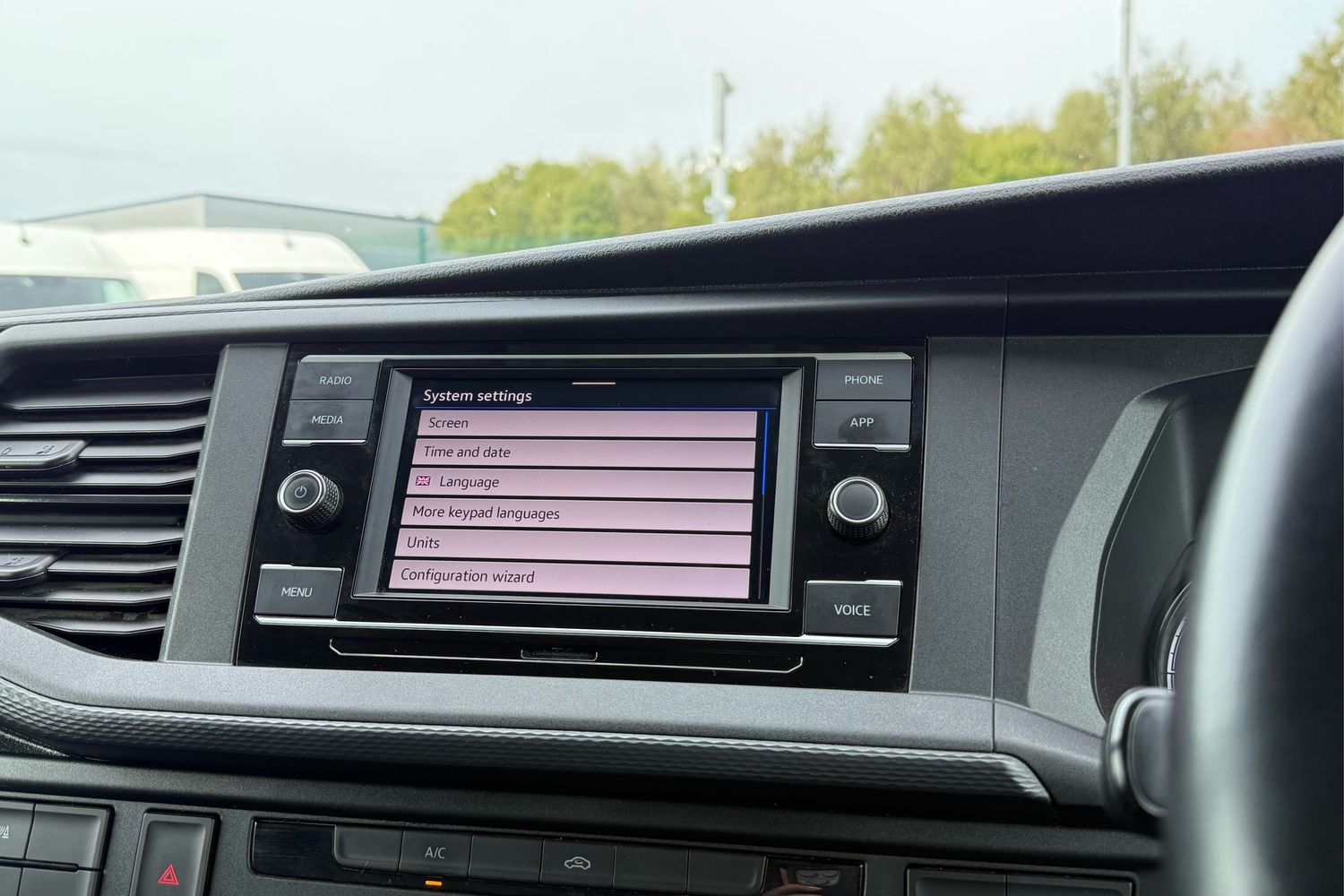 Used Volkswagen Transporter 2024 for sale - 76739593: Photo 51