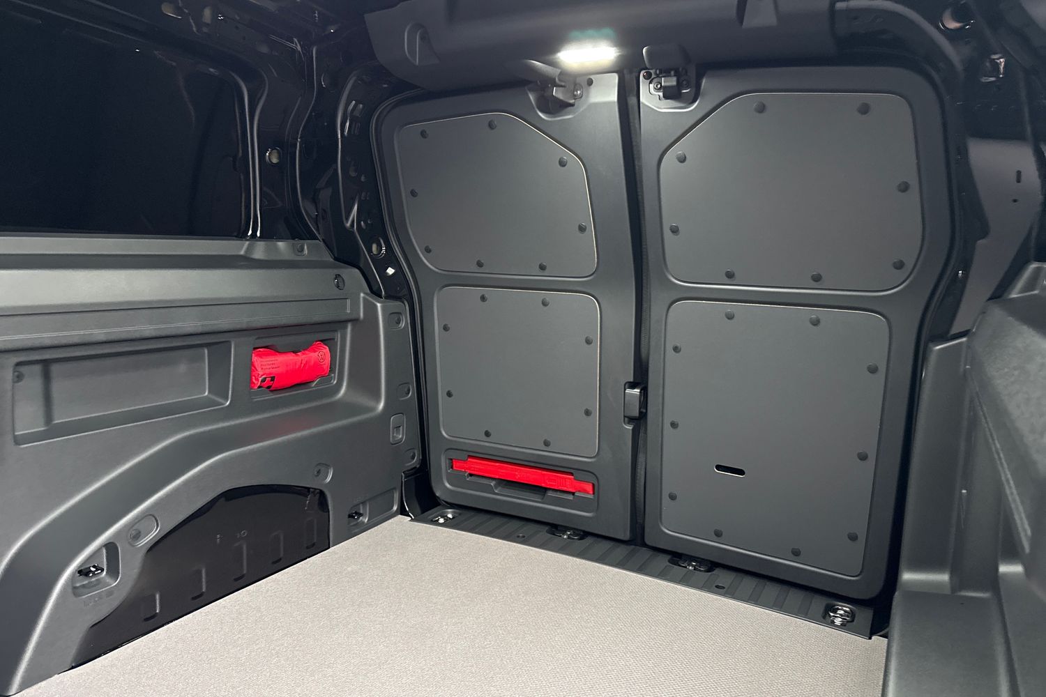 Used Volkswagen ID. Buzz Cargo 2026 for sale - 77890654: Photo 18