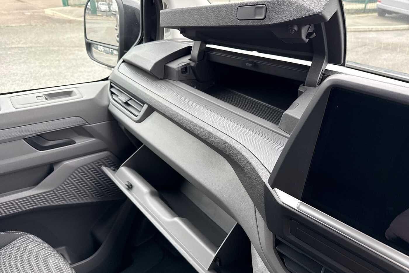 Used Volkswagen Transporter 2025 for sale - 77897671: Photo 30