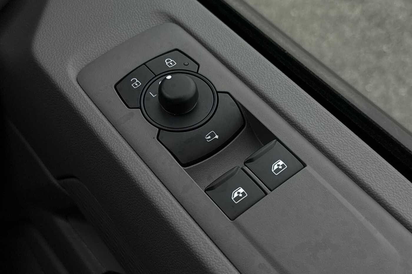 Used Volkswagen Transporter 2025 for sale - 77897671: Photo 41