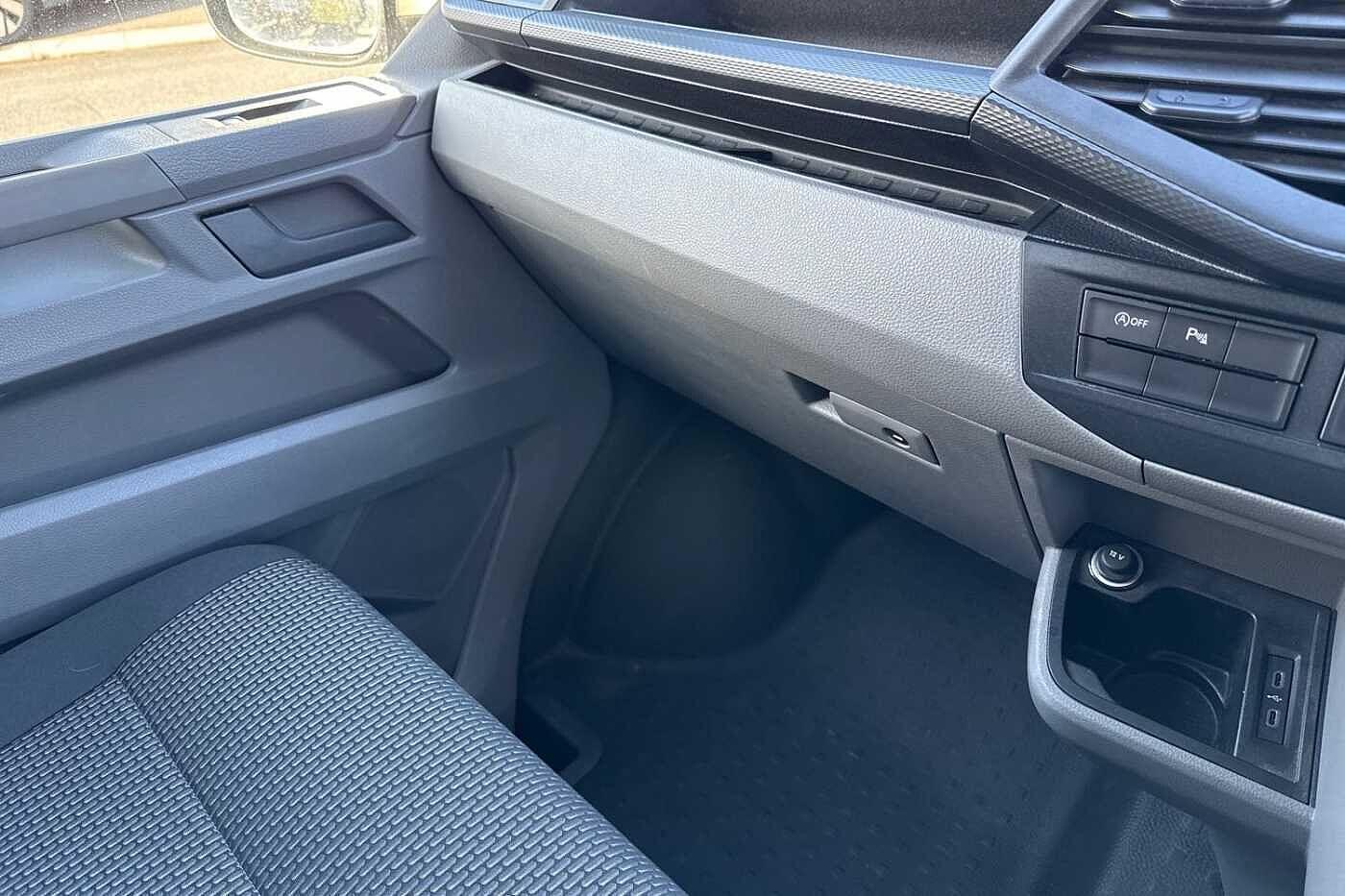 Used Volkswagen Transporter 2024 for sale - 76847890: Photo 14