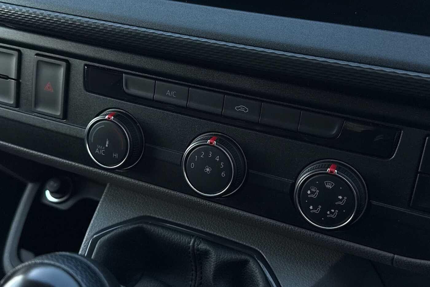 Used Volkswagen Transporter 2024 for sale - 76847890: Photo 18