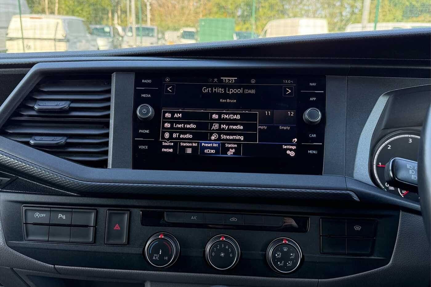 Used Volkswagen Transporter 2024 for sale - 76847890: Photo 42