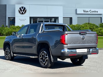 Used Volkswagen Amarok 2024 for sale - 76220187: Photo