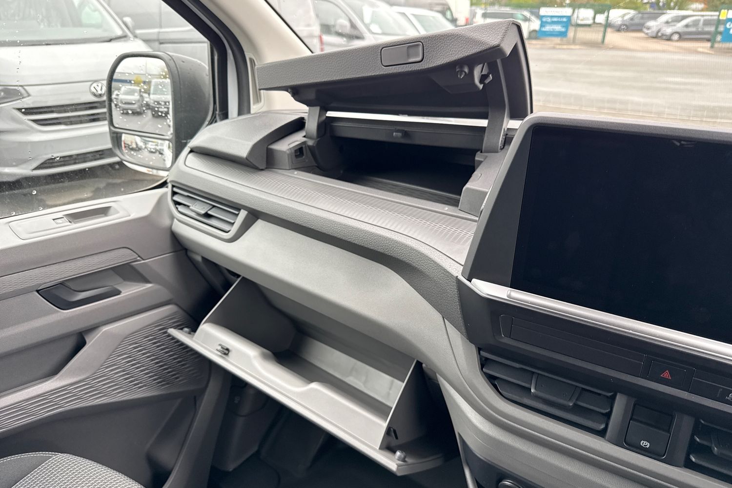 Used Volkswagen Transporter 2025 for sale - 78189680: Photo 34