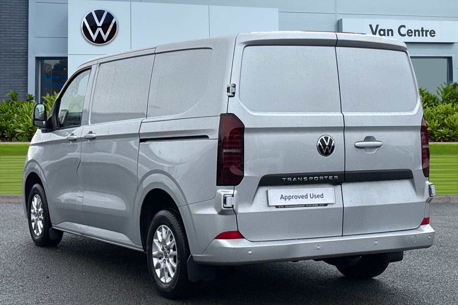 Used Volkswagen Transporter 2025 for sale - 77390284: Photo 2