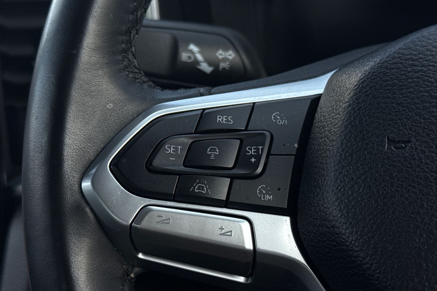 Used Volkswagen Amarok 2024 for sale - 76520103: Photo 39