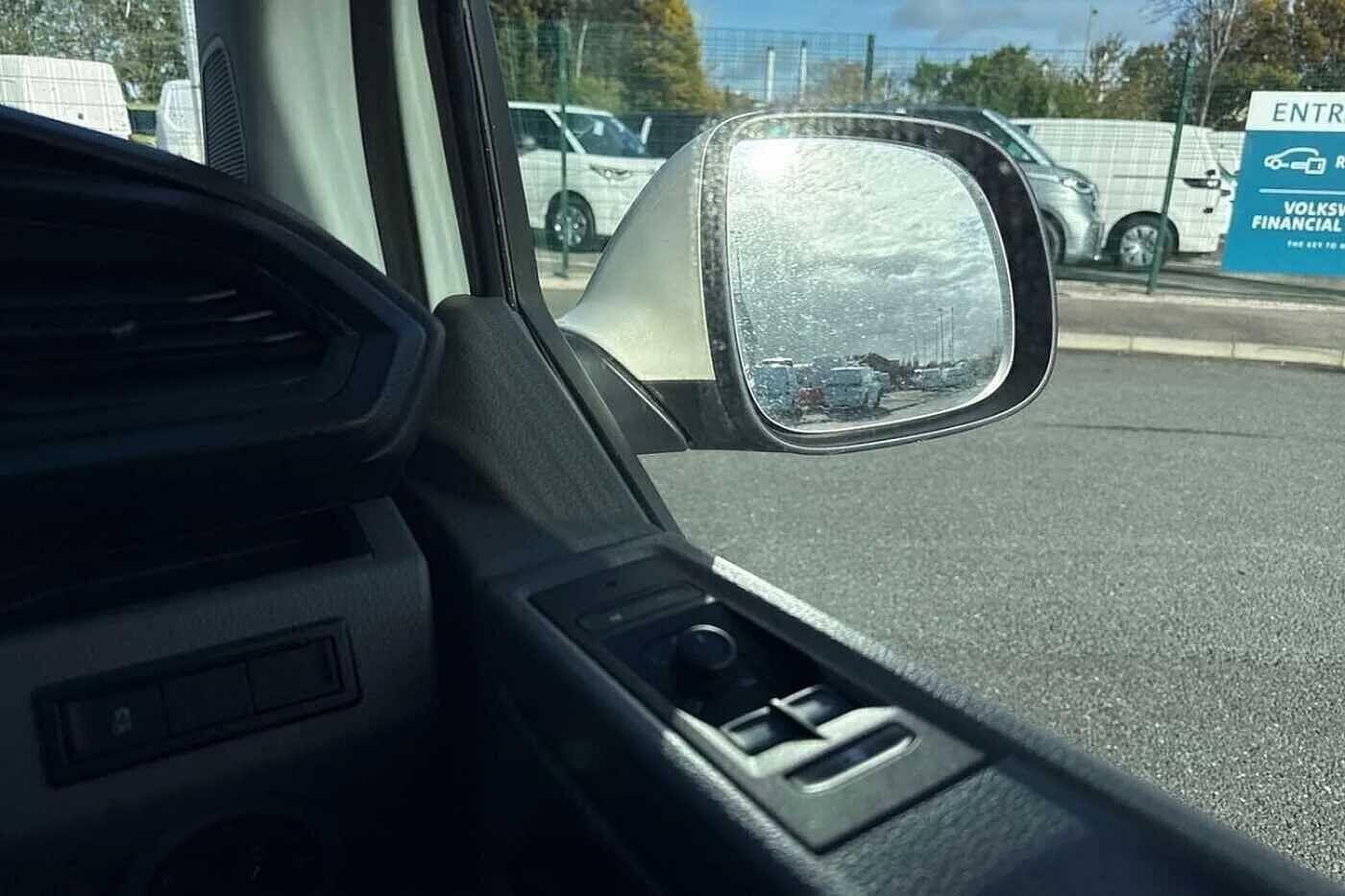 Used Volkswagen Transporter 2024 for sale - 77211544: Photo 17