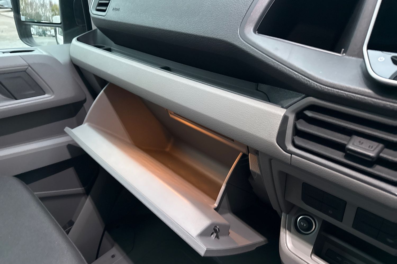 Used Volkswagen Crafter 2025 for sale - 77048415: Photo 32