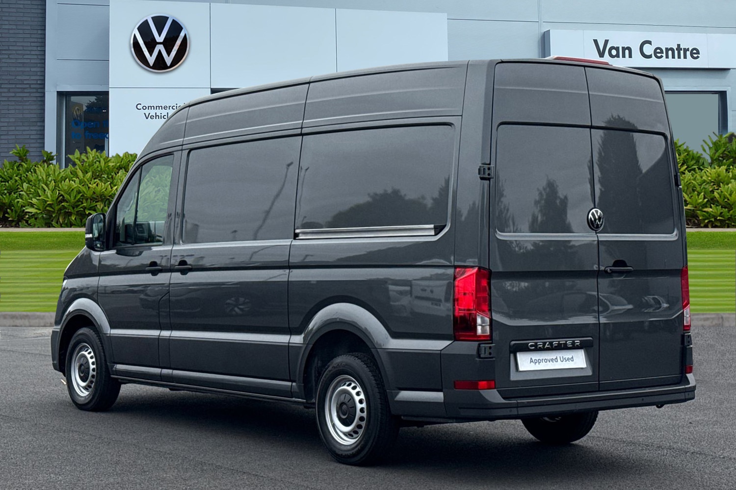 Used Volkswagen Crafter 2025 for sale - 76357691: Photo 2