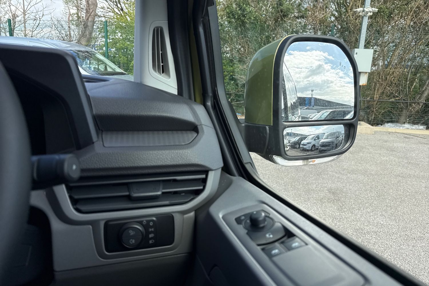 Used Volkswagen Transporter 2025 for sale - 78105178: Photo 21