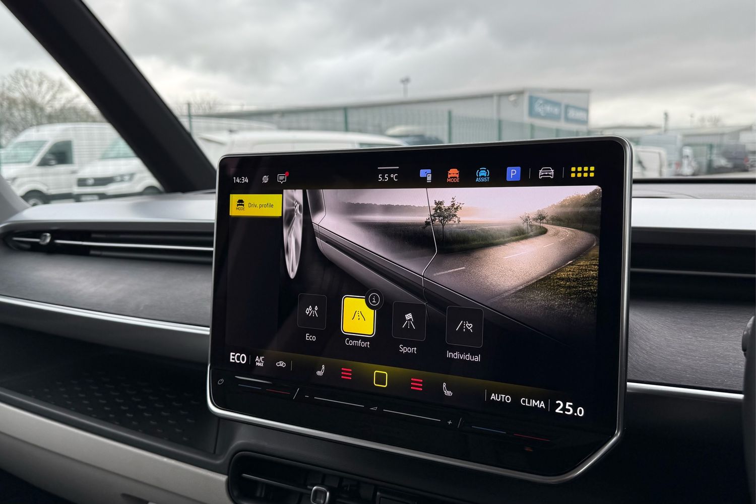 Used Volkswagen ID.Buzz 2025 for sale - 77787520: Photo 55