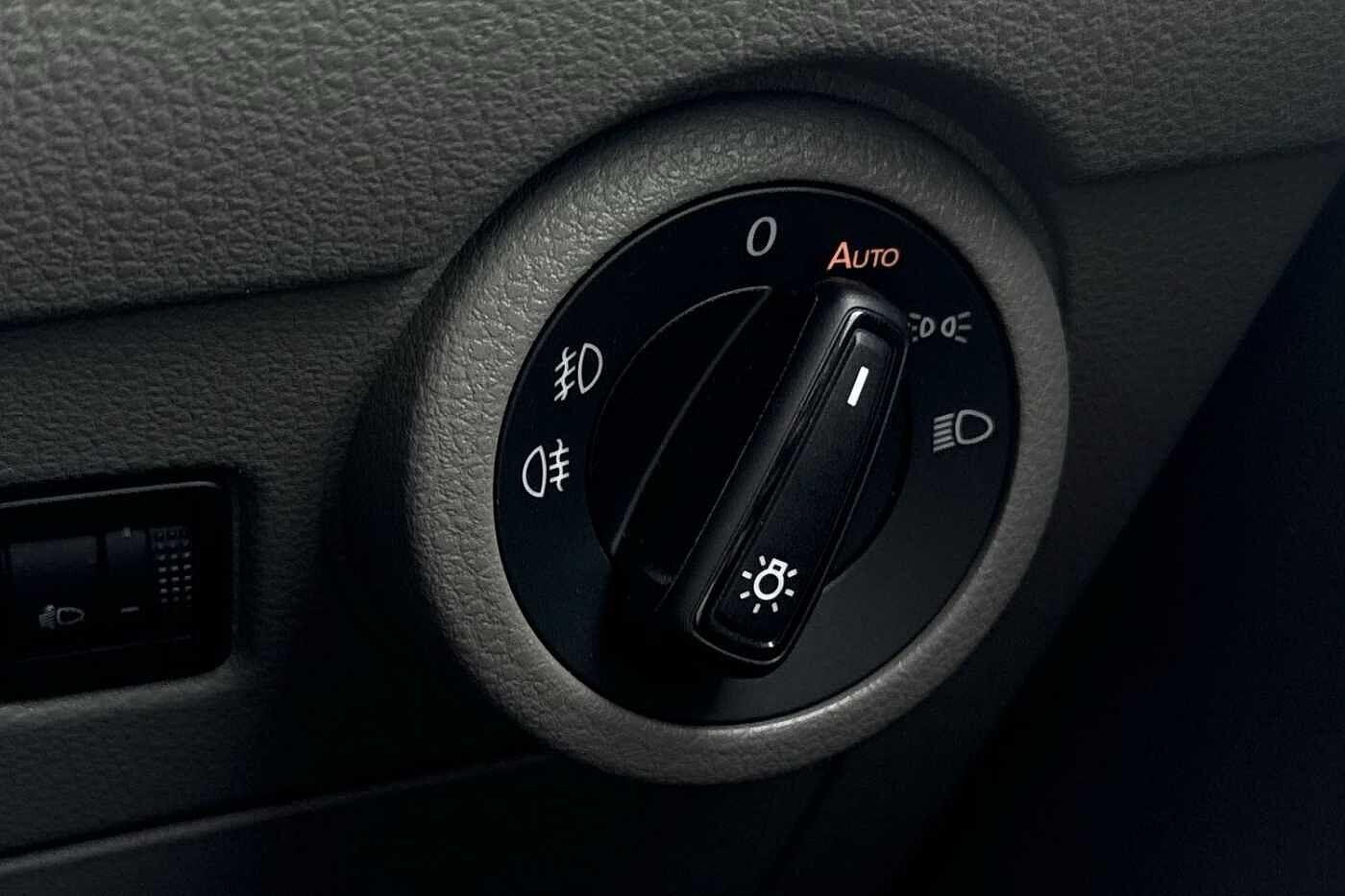 Used Volkswagen Transporter 2024 for sale - 76884216: Photo 38