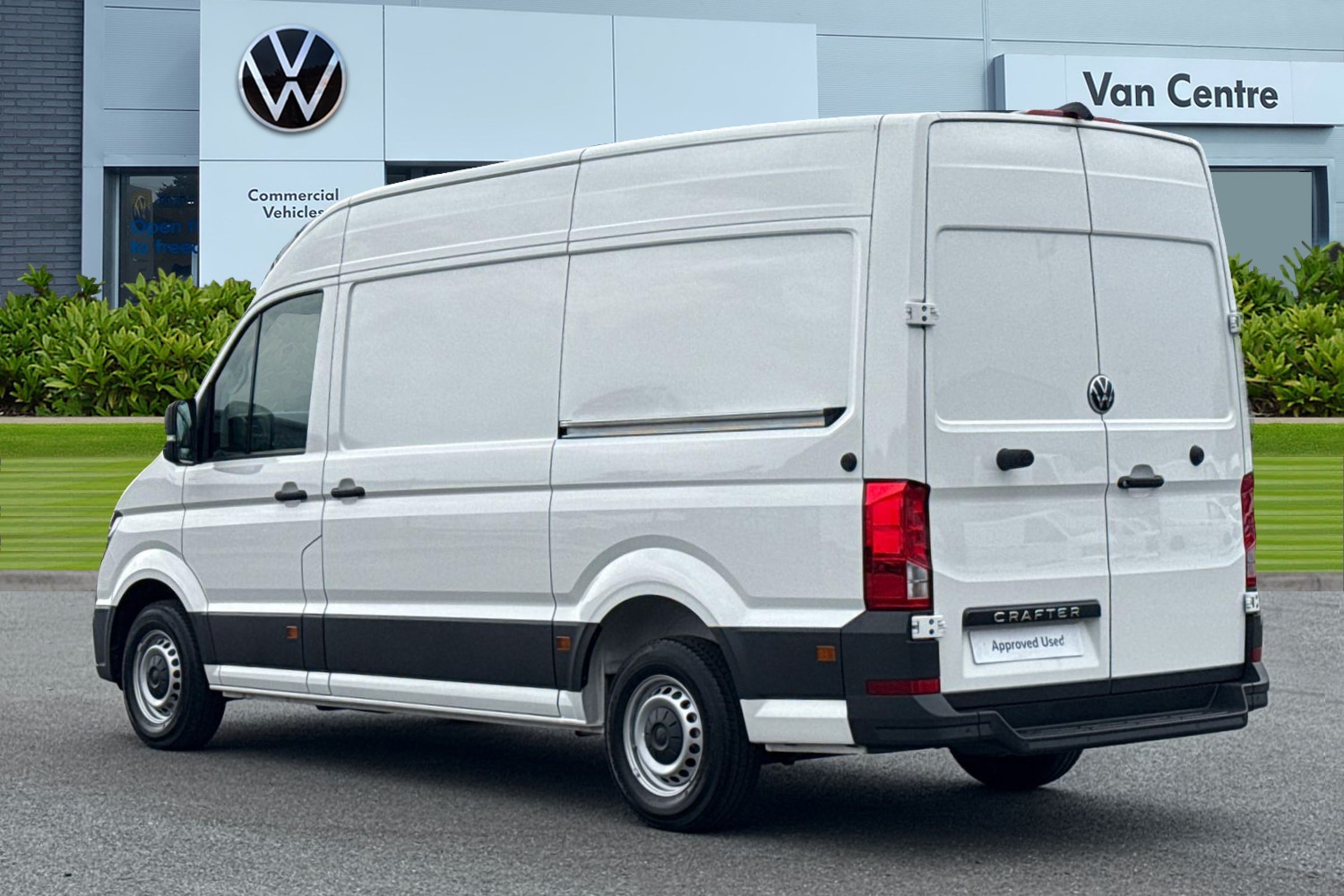 Used Volkswagen Crafter 2025 for sale - 76469337: Photo 2