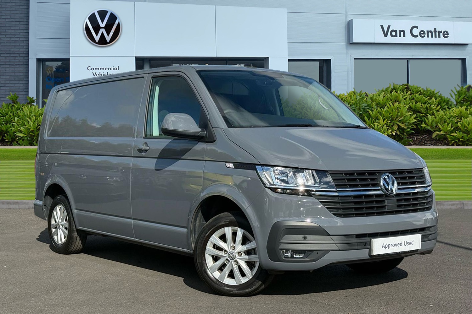 Used Volkswagen Transporter 2024 for sale - 76520038: Photo 1