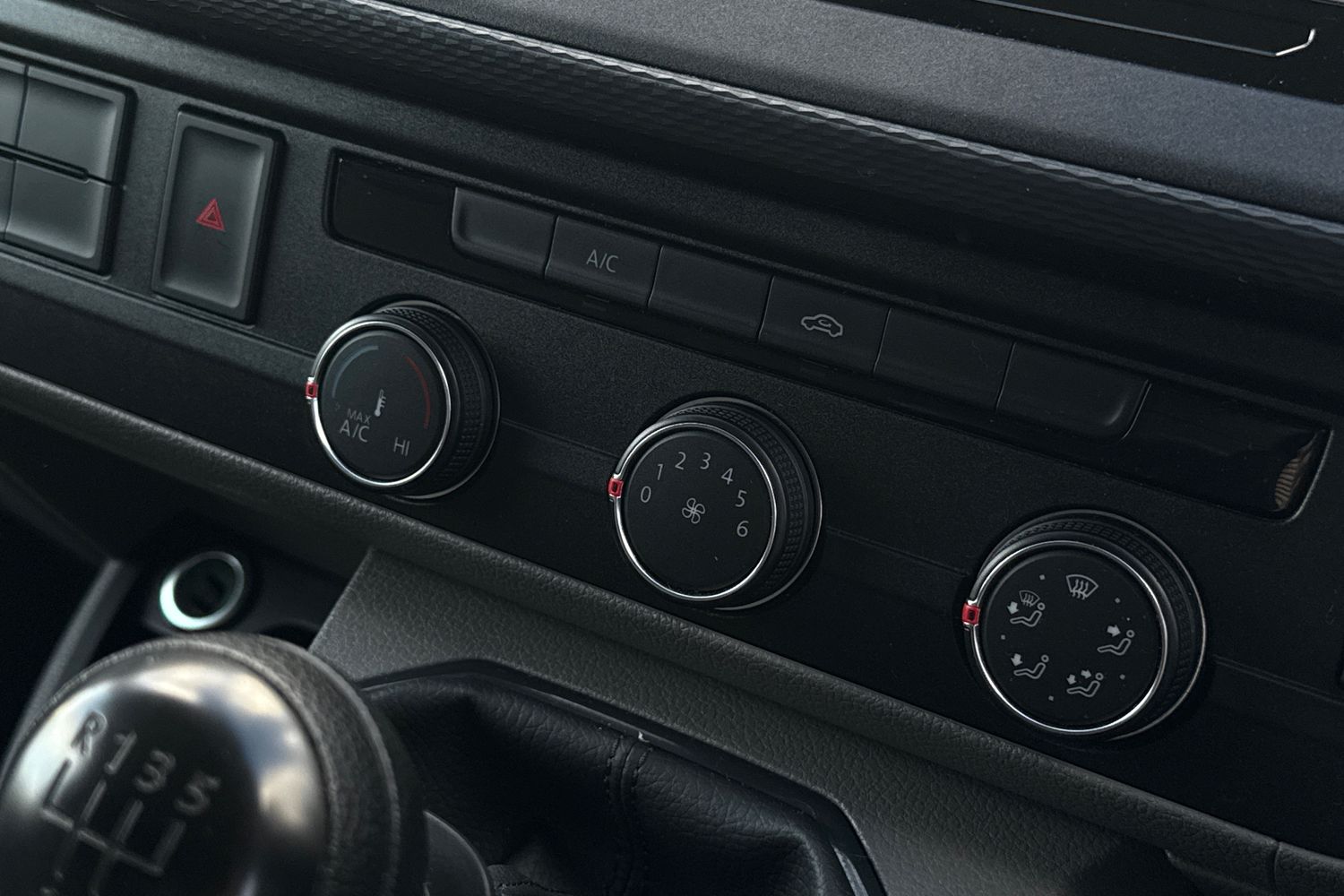 Used Volkswagen Transporter 2024 for sale - 76520038: Photo 21