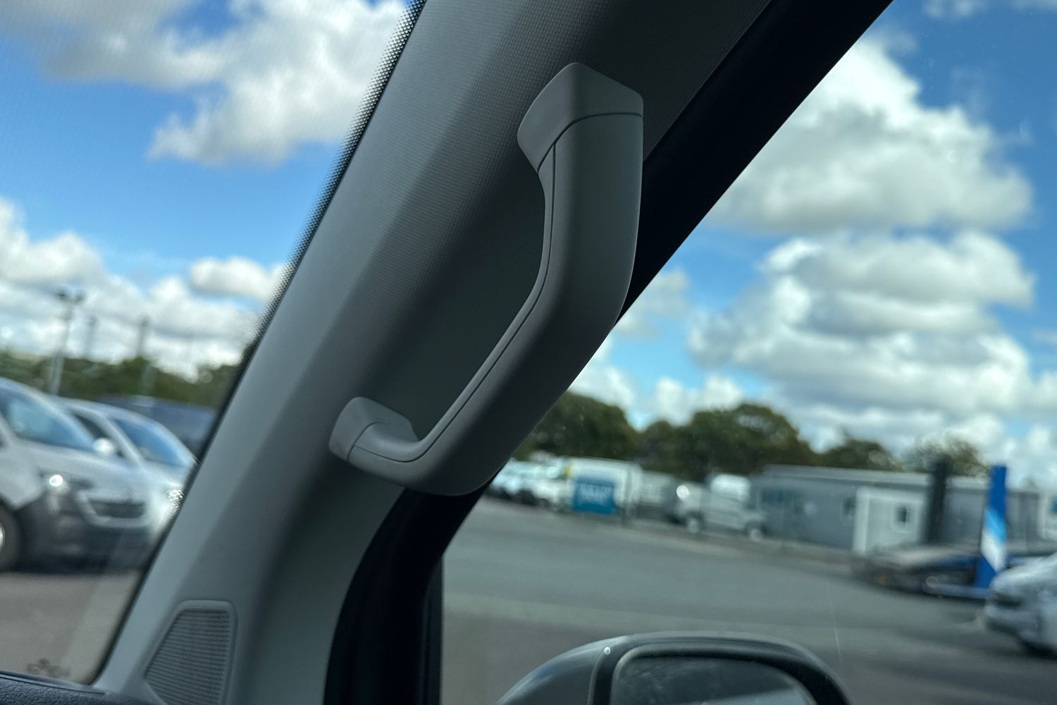 Used Volkswagen Transporter 2024 for sale - 76520038: Photo 36