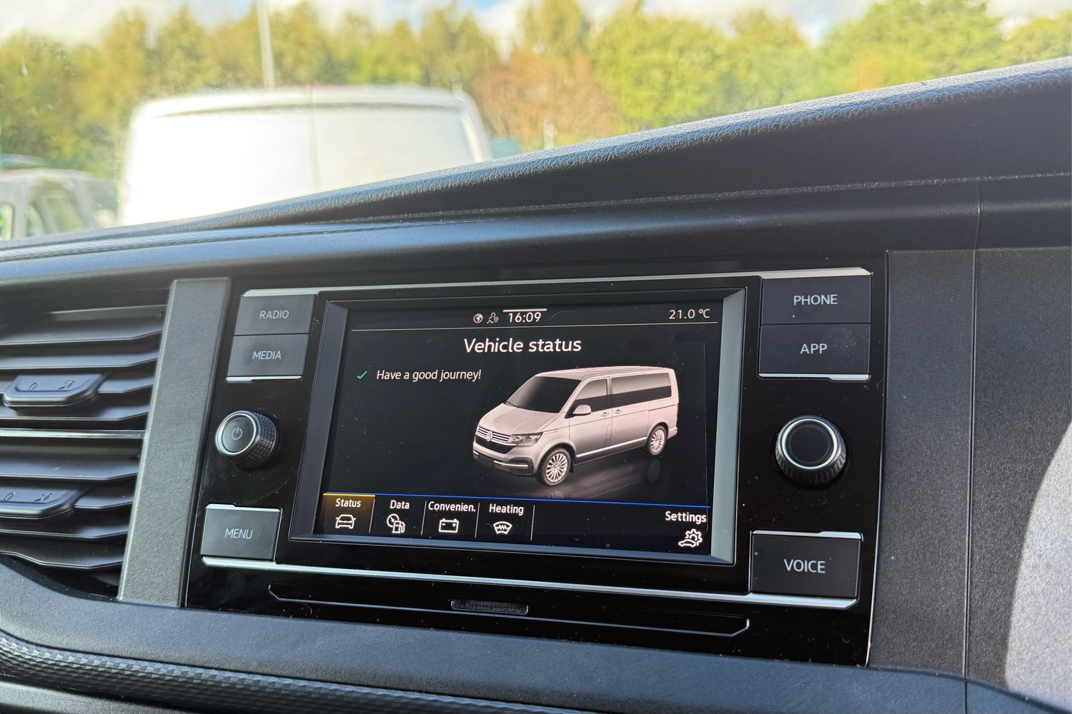 Used Volkswagen Transporter 2024 for sale - 76520038: Photo 50