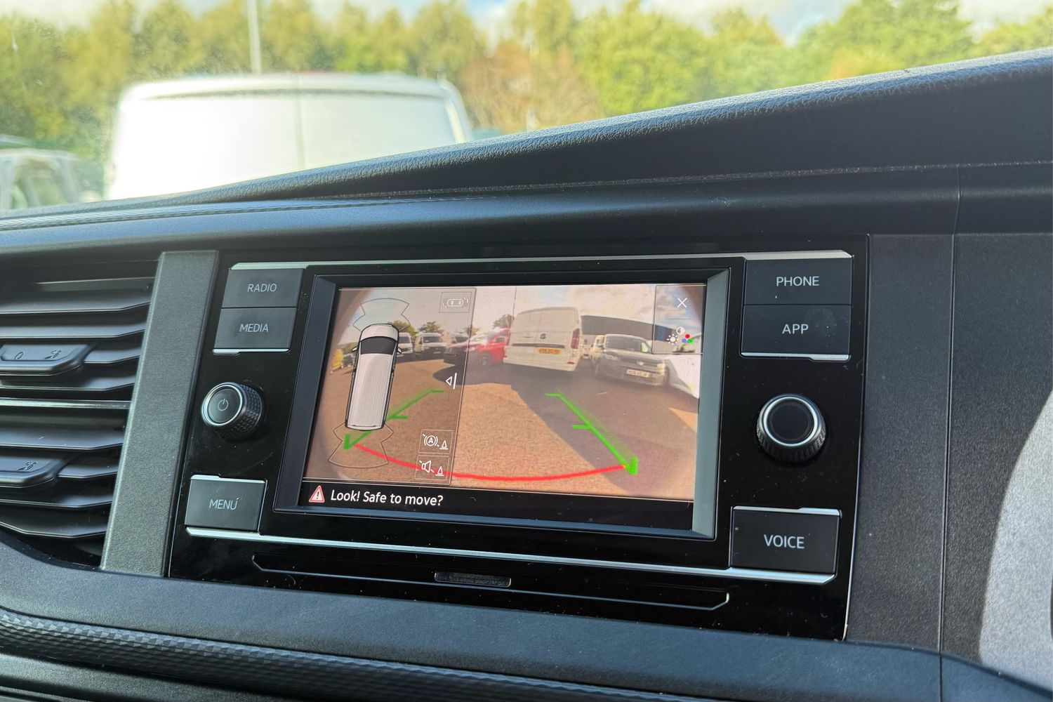 Used Volkswagen Transporter 2024 for sale - 76520038: Photo 53