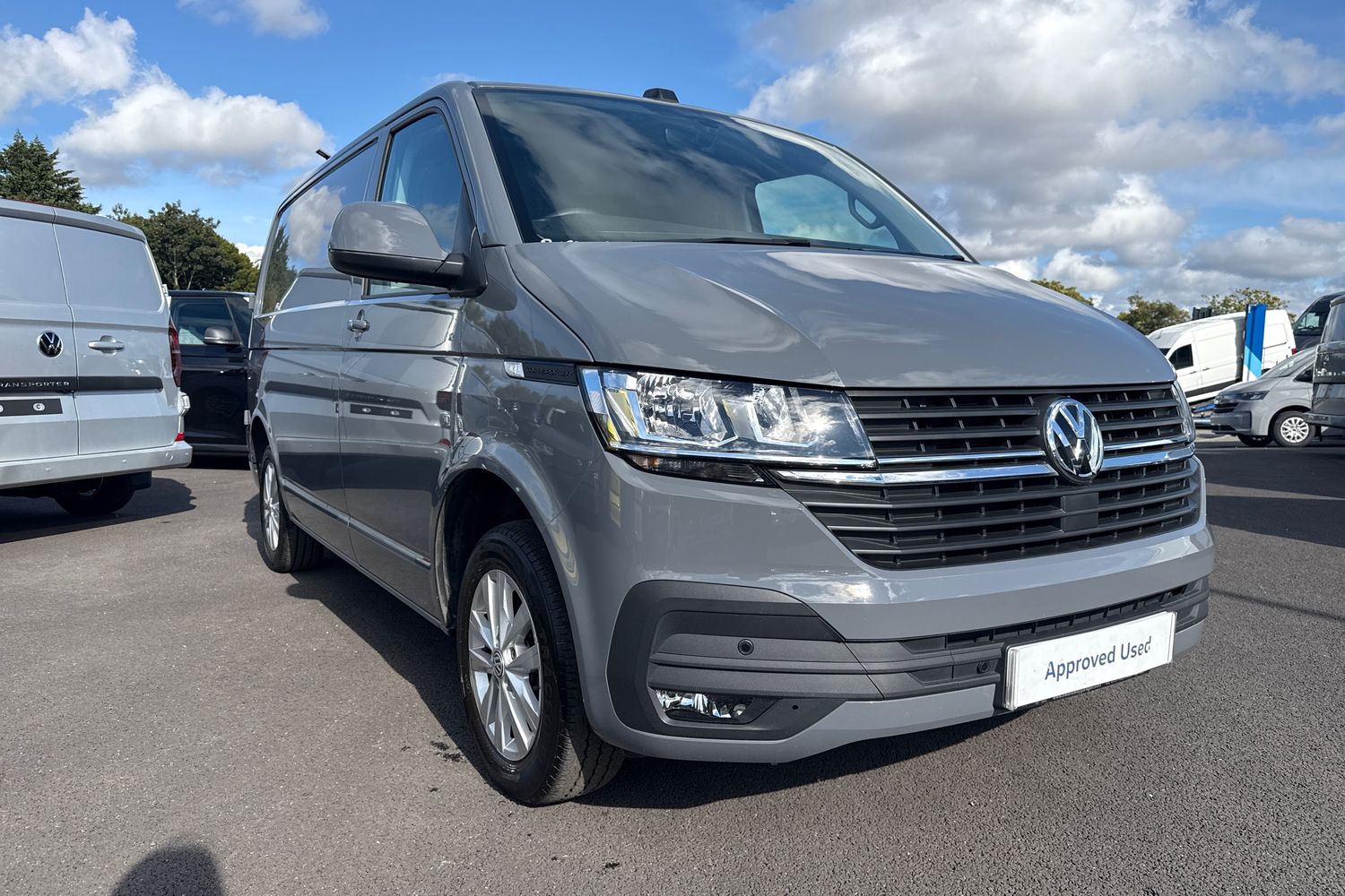 Used Volkswagen Transporter 2024 for sale - 76520038: Photo 8