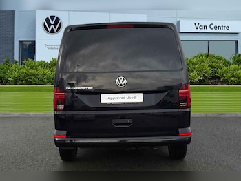 Used Volkswagen Transporter 2024 for sale - 77686815: Photo