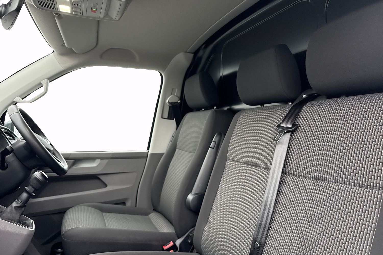 Used Volkswagen Transporter 2024 for sale - 76564700: Photo 15