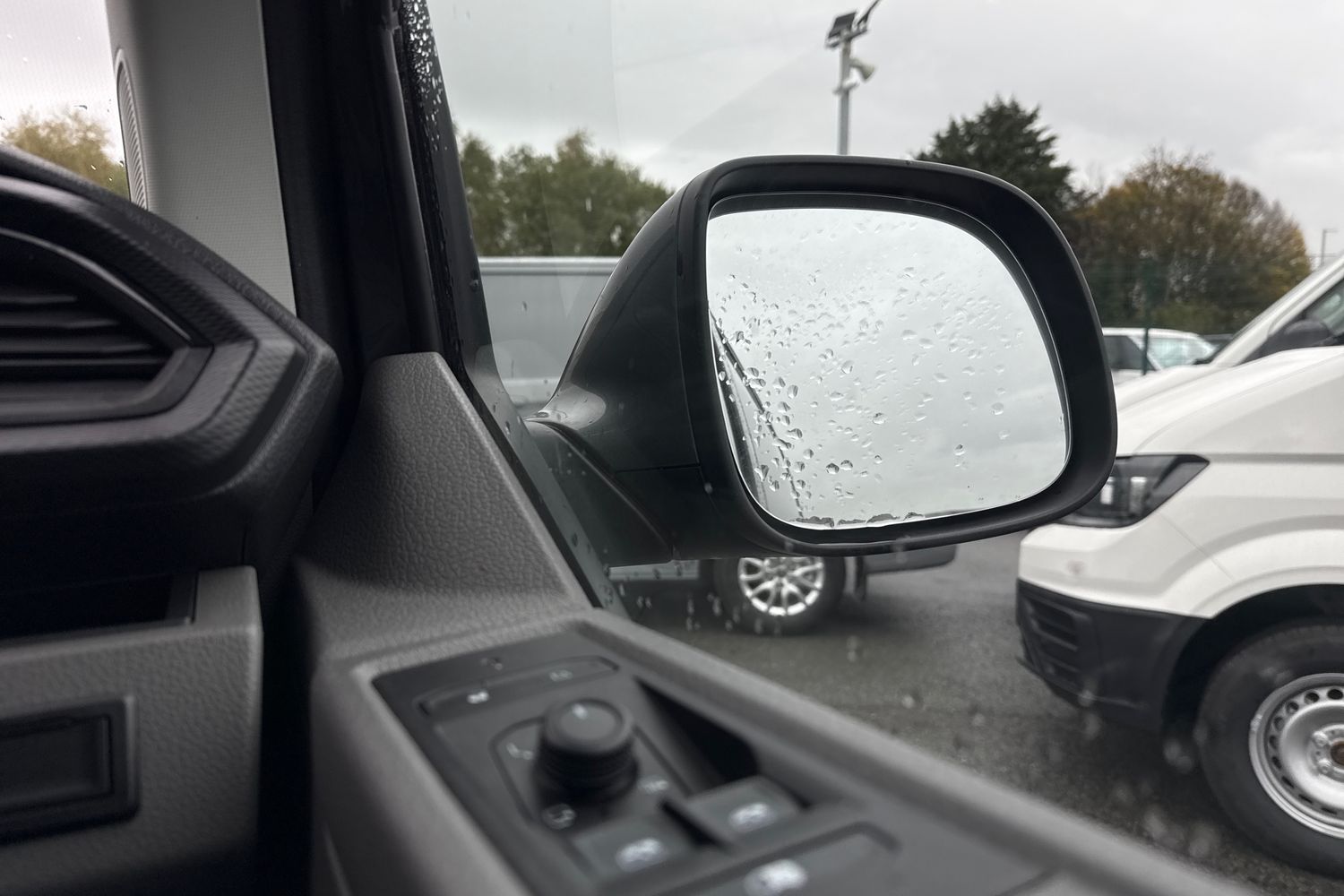 Used Volkswagen Transporter 2024 for sale - 76564700: Photo 20