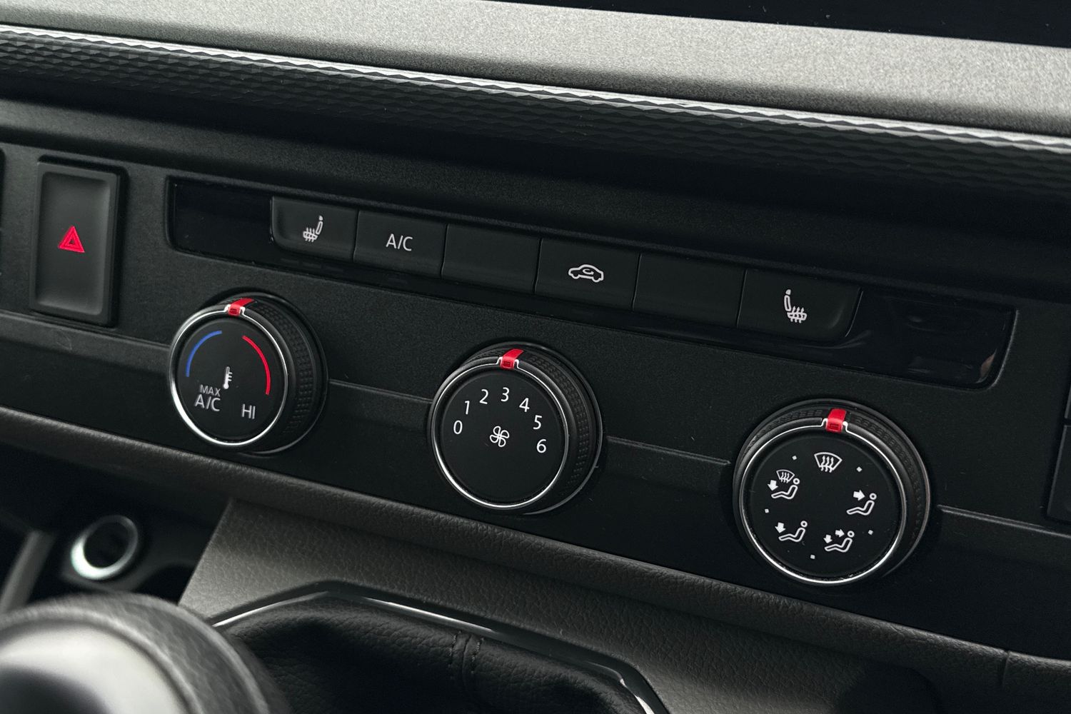 Used Volkswagen Transporter 2024 for sale - 76564700: Photo 21