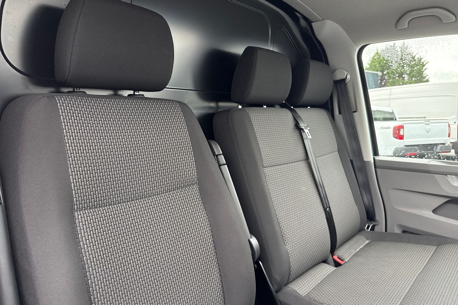 Used Volkswagen Transporter 2024 for sale - 76564700: Photo 23