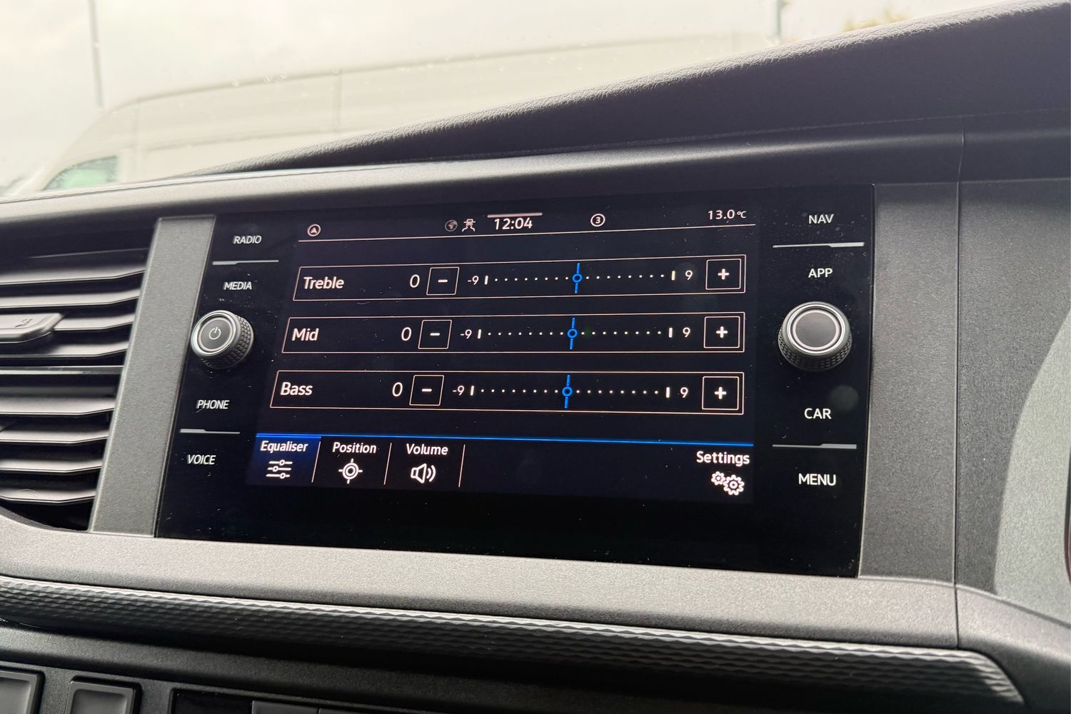 Used Volkswagen Transporter 2024 for sale - 76564700: Photo 50