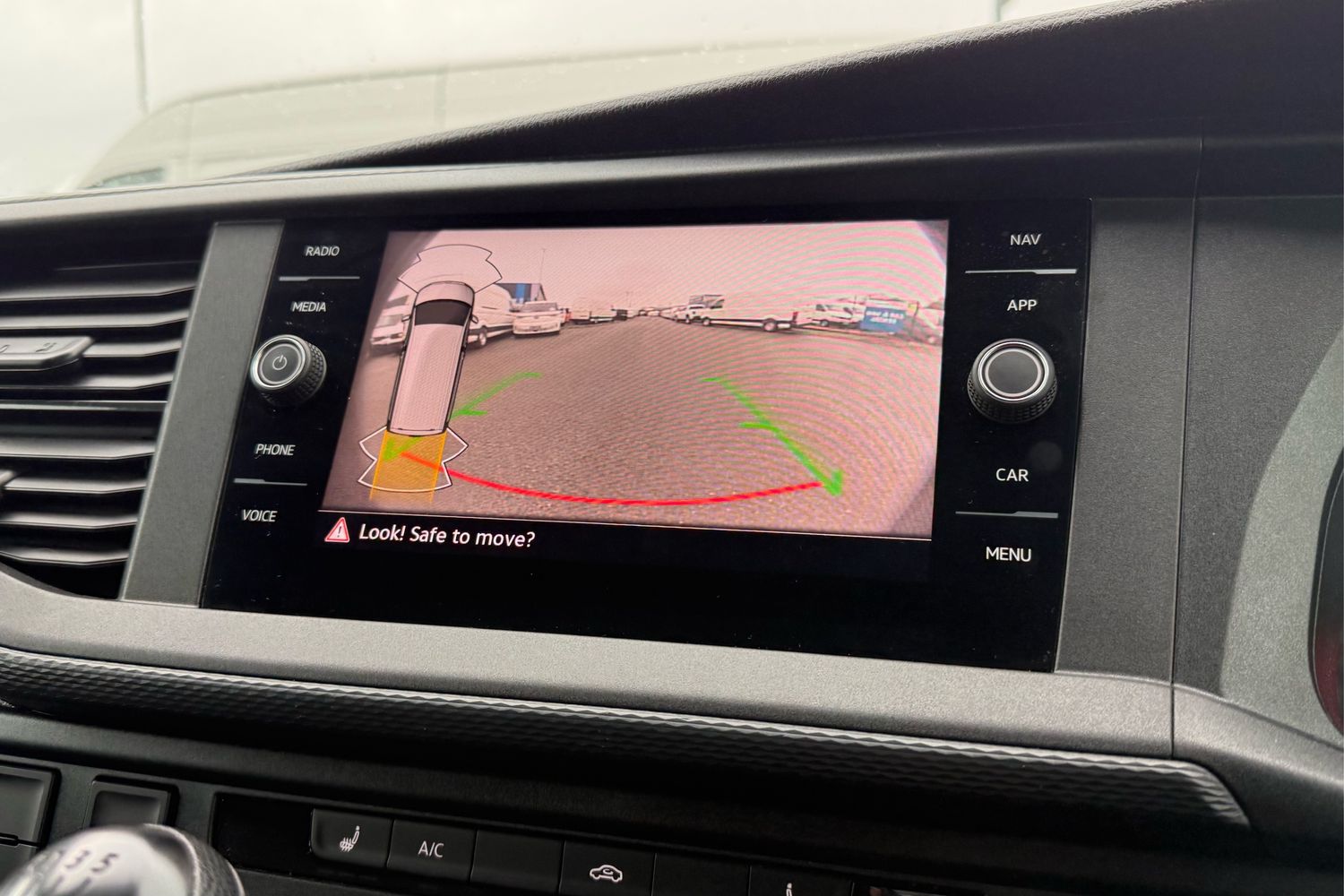 Used Volkswagen Transporter 2024 for sale - 76564700: Photo 53