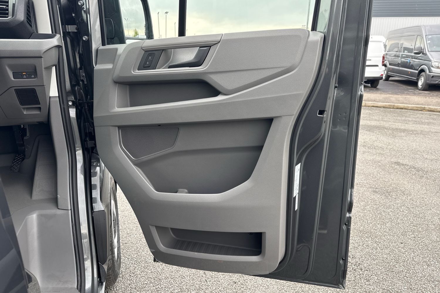 Used Volkswagen Crafter 2025 for sale - 76047303: Photo 26